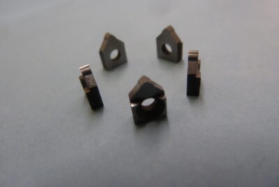 スローアウェイチップ